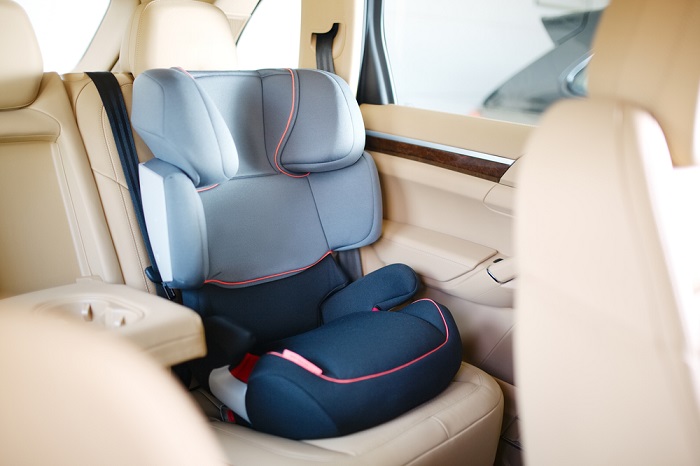 Car seat peralatan bayi yang harus dimiliki