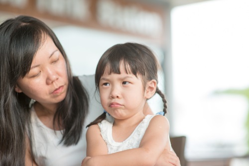 ciri-ciri anak tantrum yang tidak wajar - ibudanbalita