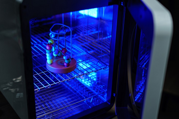 UV sterilizer peralatan bayi yang harus dimiliki