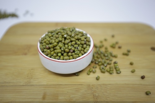 kacang hijau makanan untuk perkembangan otak anak - ibudanbalita