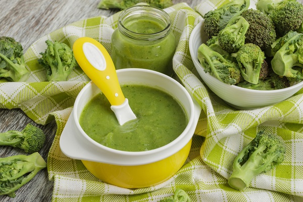 Puree brokoli wortel untuk MPASI 6 bulan - ibudanbalita