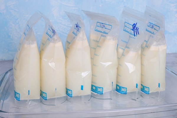 Susu Ibu Menyusui untuk Menambah ASI - ibudanbalita