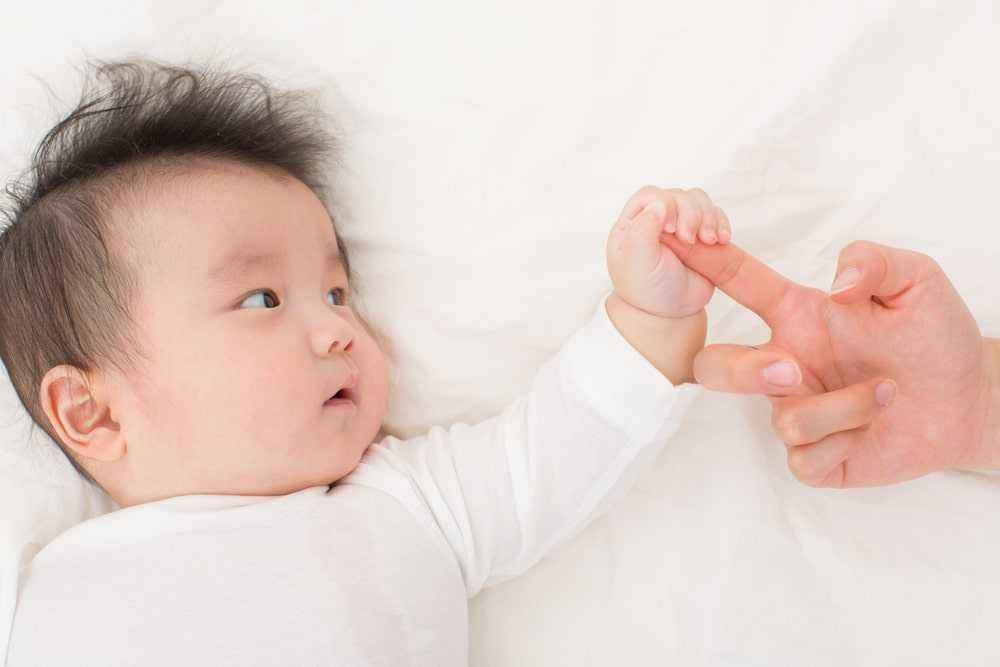 Patokan Perkembangan Gerak Reflek pada Bayi