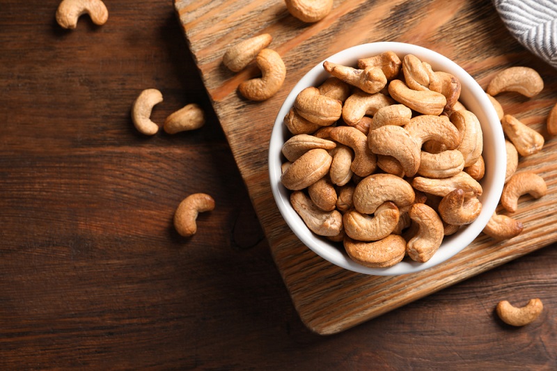 Kacang mete sebagai cemilan sehat ibu hamil - ibudanbalita