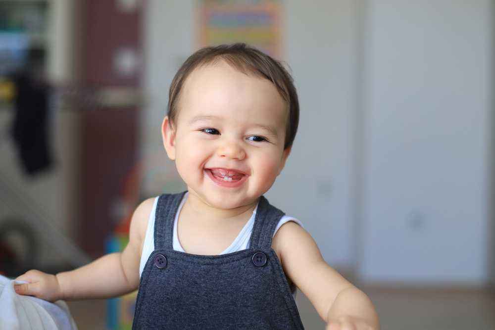 Bisakah Mencegah Gigi Bayi Tumbuh Miring?