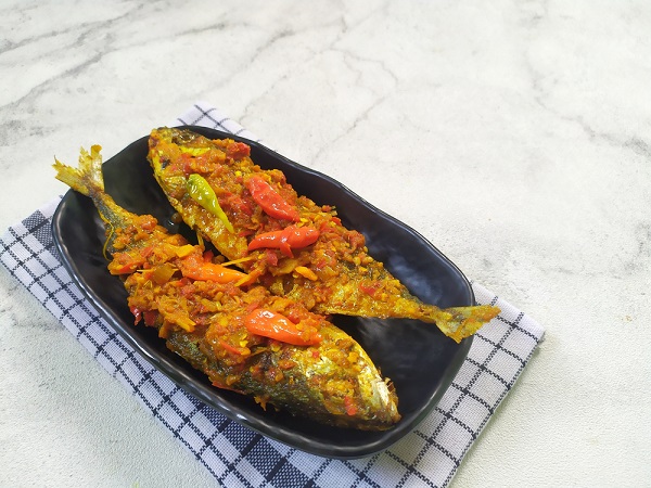 Olahan Ikan Kembung Acar Kuning