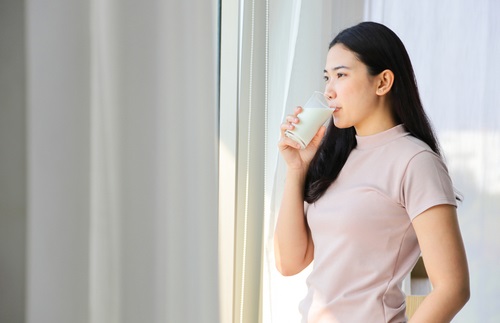 apakah susu ibu hamil bisa menambah berat badan - ibudanbalita