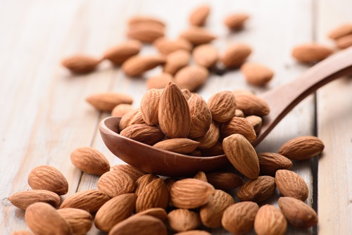 almond mengandung omega-6 - ibudanbalita