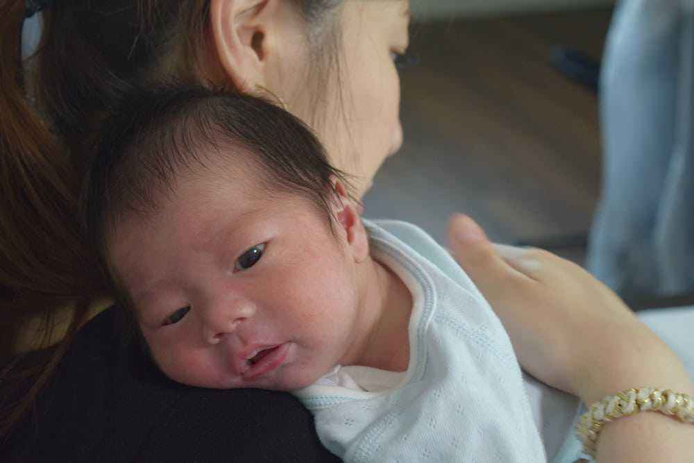 Setelah Selesai Menyusui Bayi