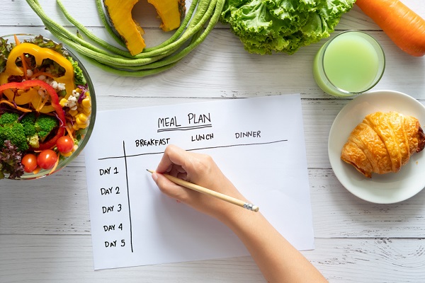 Cara mengatasi anak susah makan - ibudanbalita