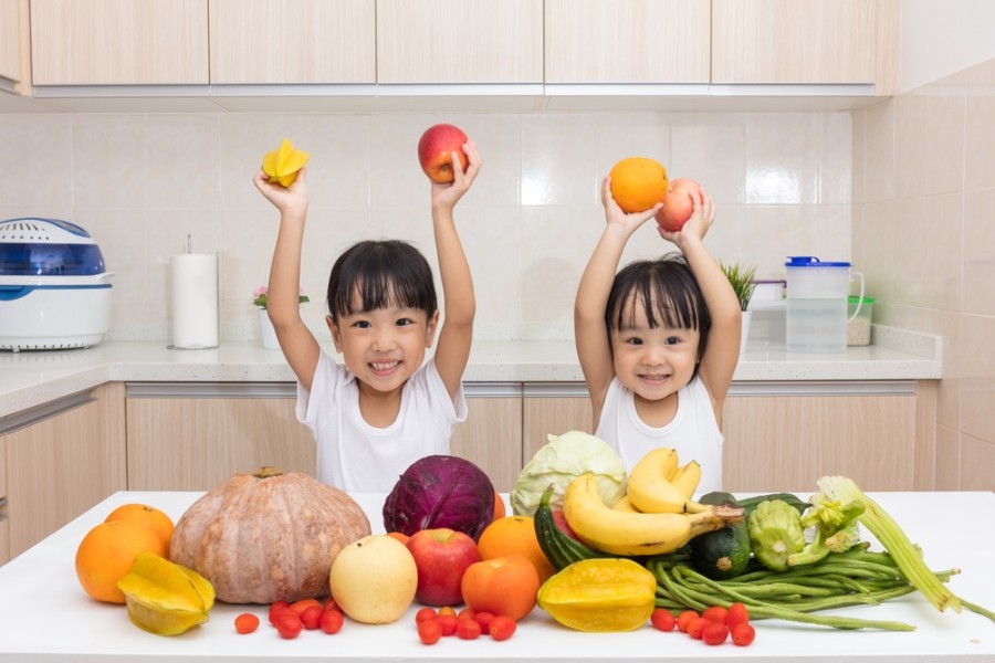 10 Jenis Buah Tinggi Protein untuk Pertumbuhan Optimal Anak