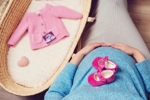 140 Ide Nama Panjang Bayi Perempuan Menurut Al-Quran dan Artinya