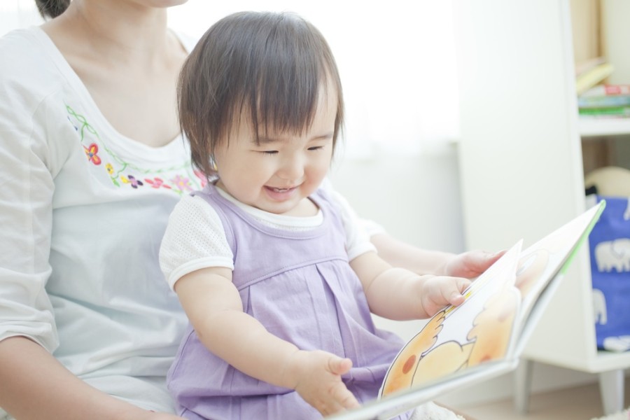 5 Tips Memilih Buku Anak untuk Stimulasi Otak Si Kecil