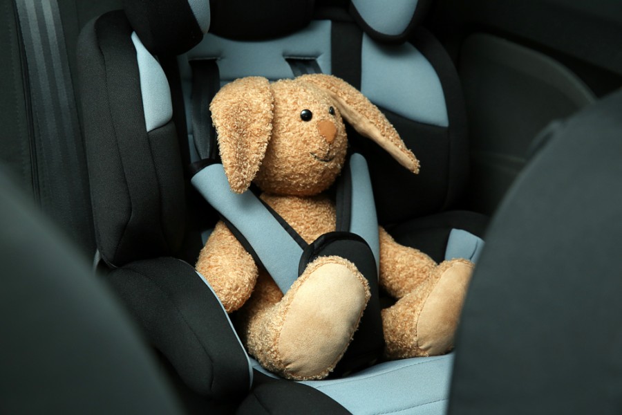Bagaimana Posisi Car Seat yang Tepat untuk Si Kecil di Mobil?