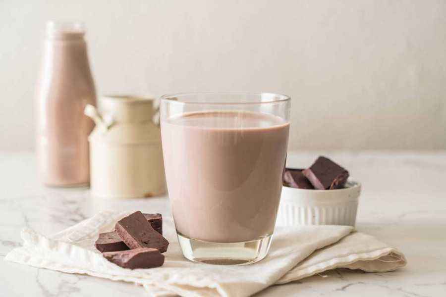 Mengapa Anak Cenderung Suka Susu Cokelat?
