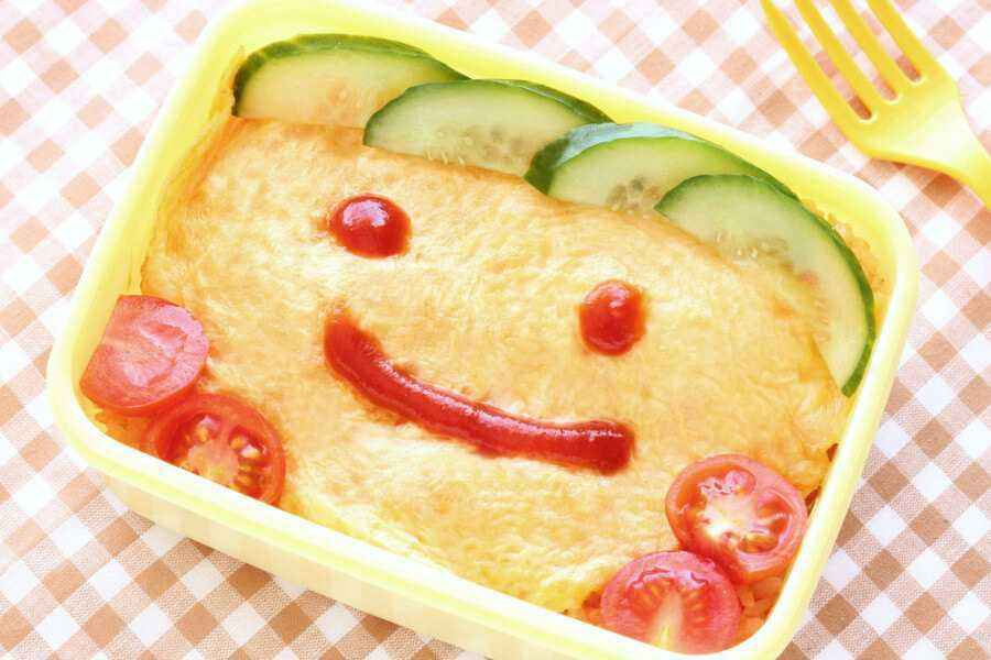 Nasi Bungkus Telur: Sajian Praktis Bergizi untuk Keluarga!