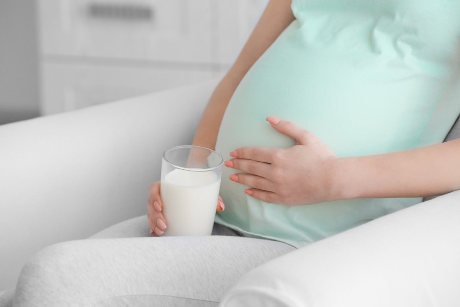 Bu, Ini 6 Nutrisi Penting dalam Susu Ibu Hamil Trimester 2