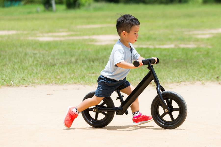 6 Manfaat Balance Bike untuk Latih Motorik dan Sensorik Anak