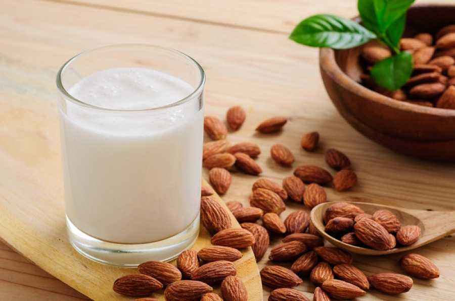 4 Manfaat Susu Almond untuk Ibu Hamil bagi  Kesehatan 