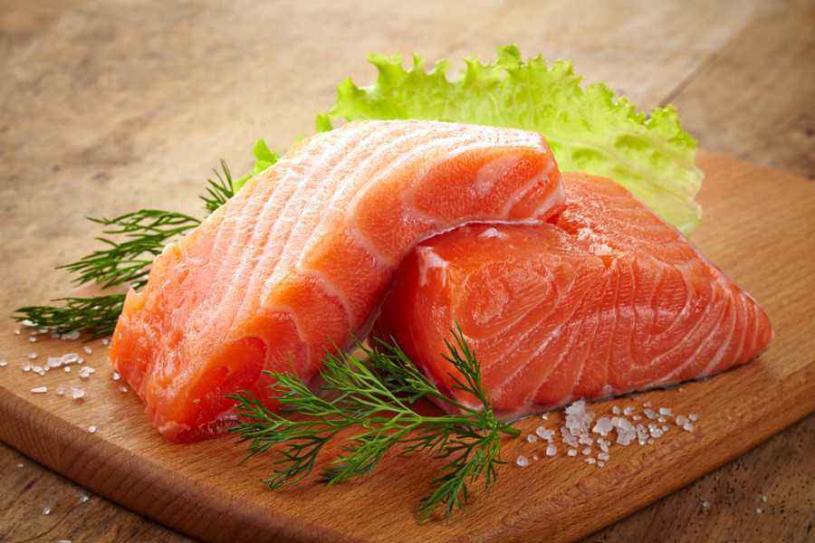 Kandungan & Manfaat Ikan Salmon untuk Pertumbuhan Si Kecil