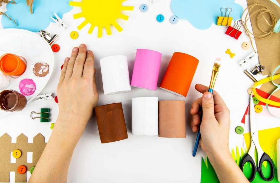 3 Kreasi Kerajinan dari Kardus dan Ragam Manfaatnya