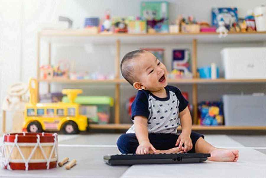 Mendidik Si Kecil Tumbuh Menjadi Anak yang Pintar, Kuat dan Tinggi