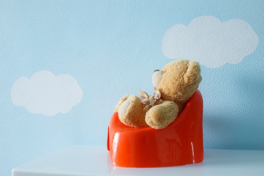 Si Kecil Susah BAB? Inilah Penyebab dan Solusinya