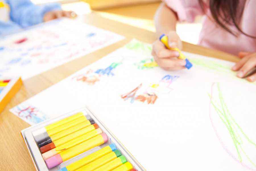 Jangan Marah Saat Anak Corat-coret, Ini Manfaat Pentingnya