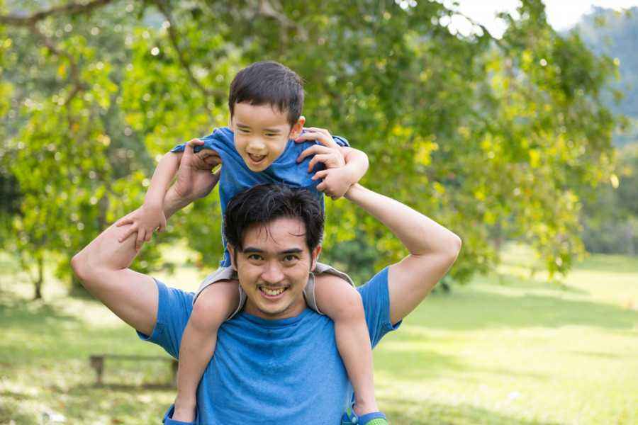 Tips Menyenangkan Bermain Bersama Anak untuk Para Ayah