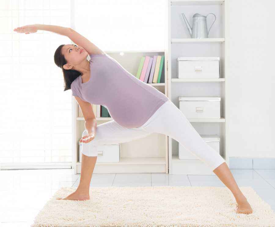 Bikram Yoga Saat Hamil, Amankah?