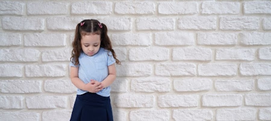 Waspada, Ini Penyebab BAB Berdarah pada Anak dan Solusinya