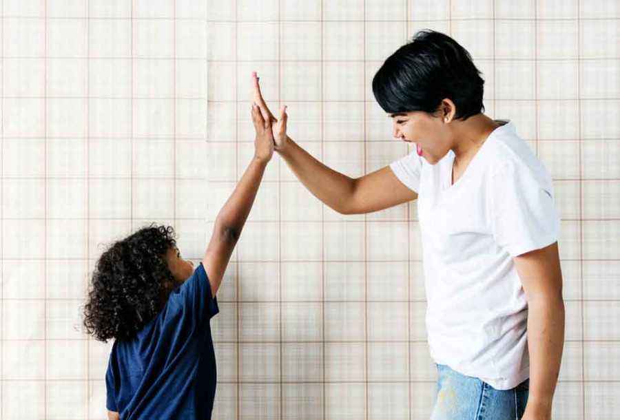 6 Manfaat Beri Hadiah Anak untuk Dukung Prestasinya