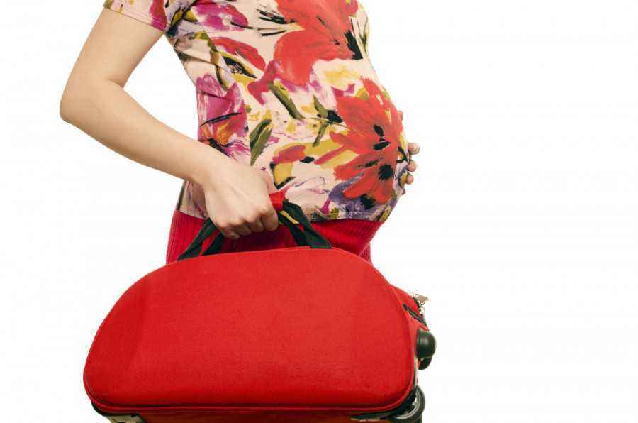 Tips Mudik Nyaman dan Aman Naik Mobil untuk Ibu Hamil