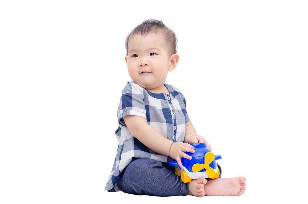 4 Tanda si Kecil Bahagia yang Wajib Ibu Ketahui