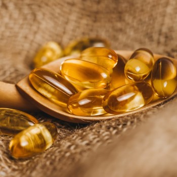 5 Manfaat Minyak Ikan untuk Bayi Tumbuh Optimal