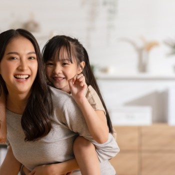 7 Sifat dan Karakteristik Anak Bungsu yang Perlu Ibu Tahu