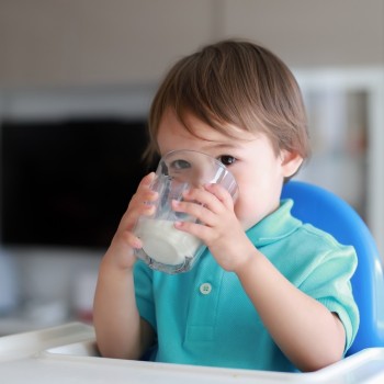 5 Nutrisi Dalam Susu Penambah Berat Badan Bayi 1 Tahun