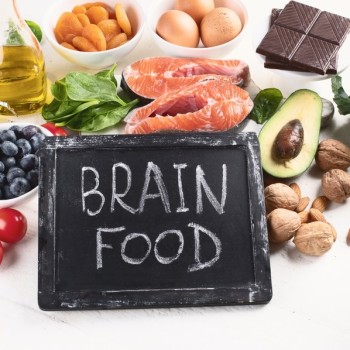 Nutrisi Pada Balita dan Pentingnya Memberikan Stimulasi Terbaik Pada Masa Emas Perkembangan Otak (Golden Years)