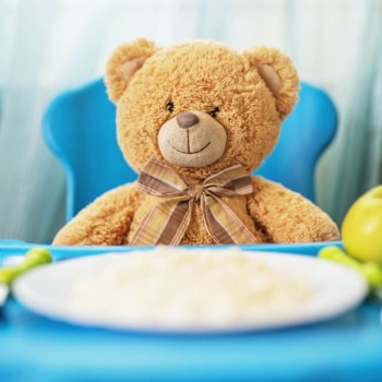 Atasi Gerak Tutup Mulut Bayi Saat MPASI dengan Mudah
