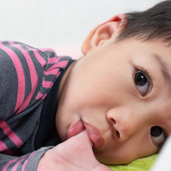 Bau Mulut Pada Anak, Apa Penyebabnya? [kesehatan]