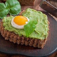 Resep Roti Panggang Alpukat Kekinian untuk Si Kecil
