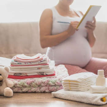 12 Rekomendasi Perlengkapan Bayi Baru Lahir, Catat Bu!
