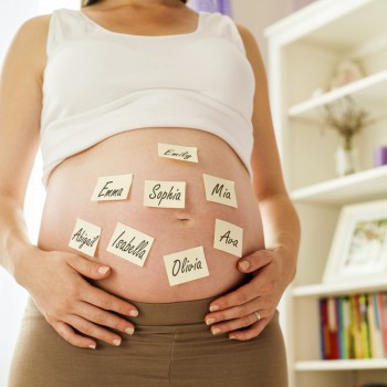 250 Nama Bayi Perempuan Unik, Indah dan Penuh Makna