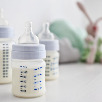 3 Cara Menyimpan Susu Formula yang Sudah Dibuat