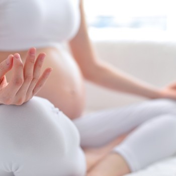 Yoga Ibu Hamil: Manfaat dan Aturan yang Harus Dilakukan