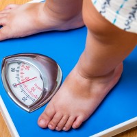 Dampak Berat Badan Berlebih pada Tumbuh Kembang Anak