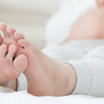 Anggota Tubuh Membengkak Saat Hamil? Ini Jawabannya