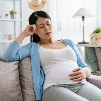 Mengenal Penyebab Morning Sickness dan Cara Mengatasinya