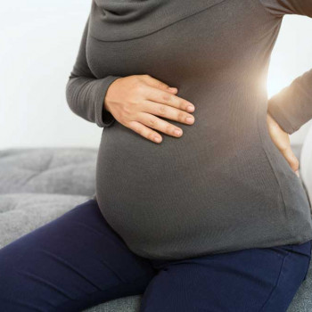 6 Penyebab Umum Sakit Punggung Saat Hamil dan Solusinya