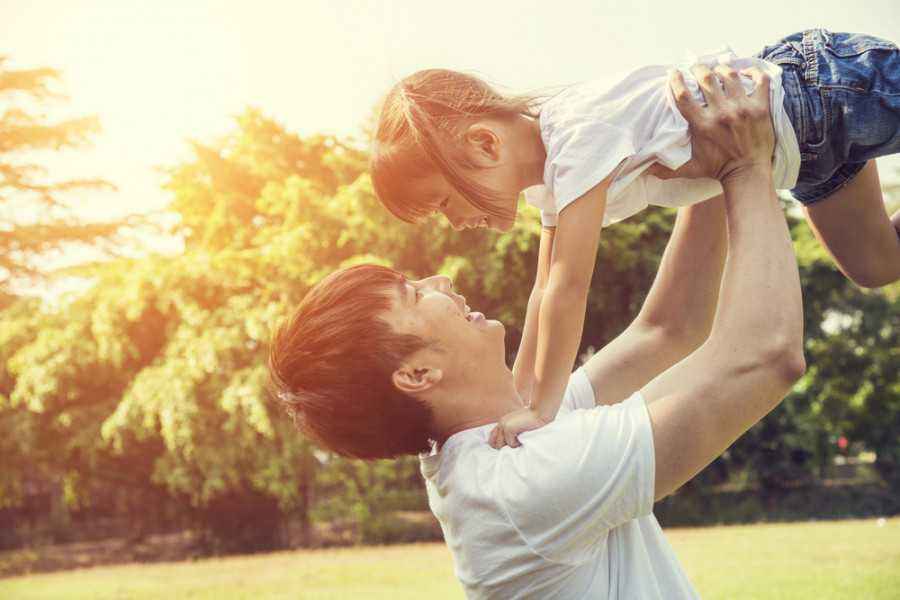 9 Ide Aktivitas Seru untuk Bonding Ayah dan Anak Perempuan